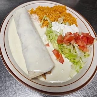 Lunch Burrito Con Crema