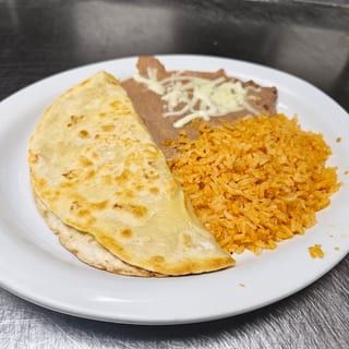Quesadilla Lunch